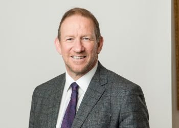 International speculators melt Barratt Redrow gross sales