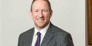 International speculators melt Barratt Redrow gross sales