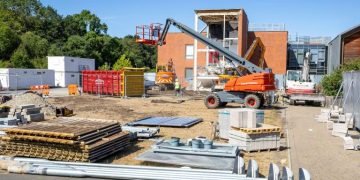 Francis begins Wokingham college enlargement