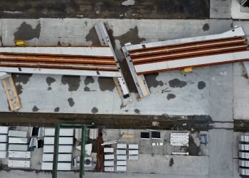 Stockport rail bridge units sail as Irish trials entire