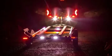 Methods to Cord Trailer Lighting fixtures to a Automotive