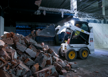 New Bobcat Mini-Excavators & Loaders on Milan Demolition New Bobcat Mini-Excavators & Loaders on Milan Demolition