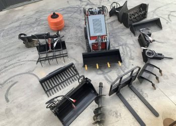 The best way to Keep away from Transport Delays When Uploading Small Excavators and Skid Loader from China