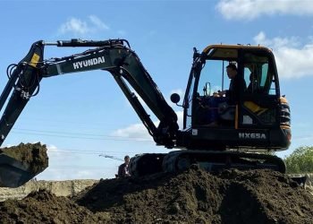 Hyundai rebrands and divulges 3 new excavators