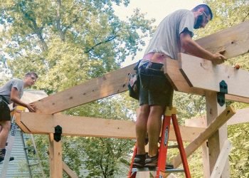 Positive Homebuilding’s Knowledgeable Information: Development a Pergola with Jeremy Kassel