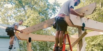 Positive Homebuilding’s Knowledgeable Information: Development a Pergola with Jeremy Kassel