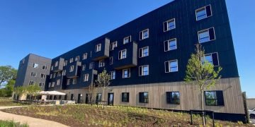 Sun powered lodge opens in Exeter