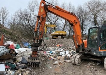 Waste company fined after employee overwhelmed by way of excavator