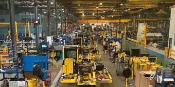 Komatsu strikes to factory-fitted device keep an eye on