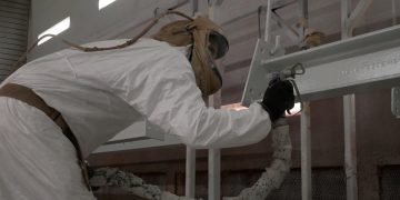 Diversification for crane hirer