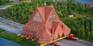 Kiruna church taken for 5km journey