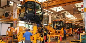 Price lists make JCB reconsider US technique