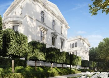 EE Smith wins £60m large high contract
