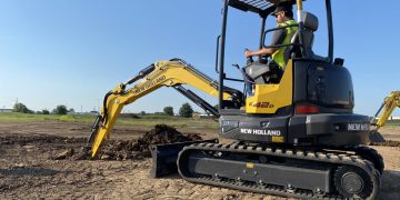 D Sequence mini excavators mark a brand new technology for New Holland