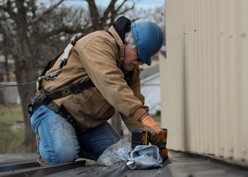 5 Tactics to Save you Pole Barn Roof Leaks