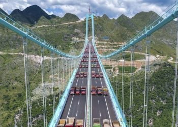 Load Check for International’s Easiest Bridge Is Whole in Guizhou, China
