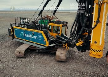 Bullivant trials battery-powered piling rig on Morgan Sindall web page