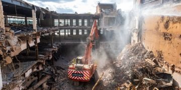 Northampton division retail outlets come down
