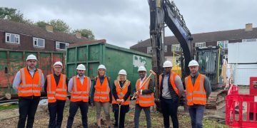 Paintings begins on Aveley council housing renewal