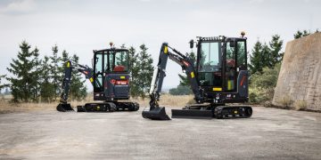 Bobcat Unveils Restricted Premiere Release Version Of New R2-Sequence Mini Excavators