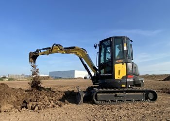 New Holland Building unveils D-Sequence mini excavators