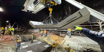 Skanska-Fay Crew Cuts Two Years Off Baltimore CSX Tunnel Reconstruction Time table