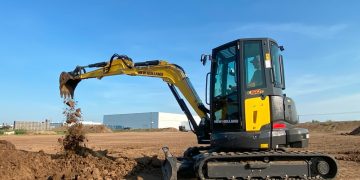 New Holland Launches In-Space Designed D-Collection Mini Excavators
