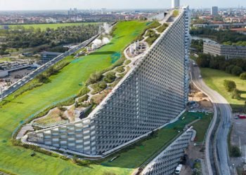 10 Sustainable Inexperienced Constructions Across the International