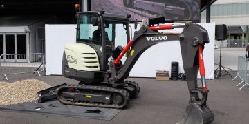 Volvo CE’s electrical prototype excavator
