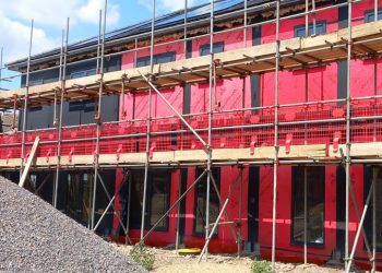 Any other modular builder at the verge of collapse