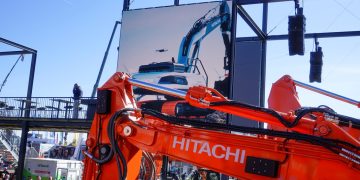 Hitachi Development Equipment to develop into Landcros