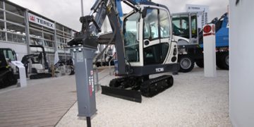 Diesel/electrical power for compact Terex excavator