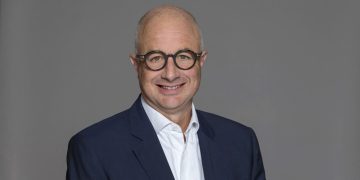 Adjustments to the Volvo Workforce Govt Board and Renault Vehicles control group