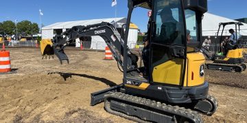 Deere upgrades 17 P-Tier & 26 P-Tier mini excavators