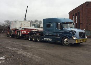 The Distinction in Dimensions Between a Lowboy and RGN Trailer The Distinction in Dimensions Between a Lowboy and RGN Trailer