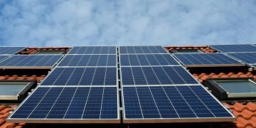 Sun panels provide rising hearth chance, say insurers