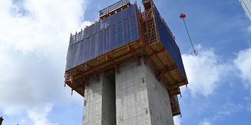Peri gantry gadget reduces crane dependency