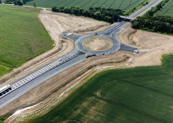 Framework debut for Esh and Octavius Framework debut for Esh and Octavius