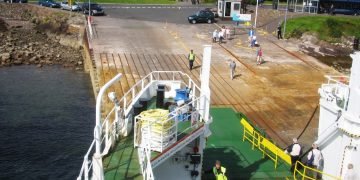 Paintings begins on Cumbrae slipway reconstruction