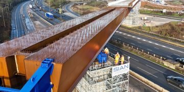 4,600-tonne viaduct slid over are living highway