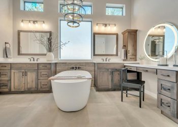 Good Fixtures, Larger Showers, and Customized Layouts Lead 2026 Bathtub Tendencies
