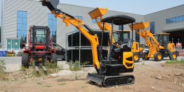 Purchasing a Mini Excavator for a Farm or Massive Lawn: Measurement Information, Will have to-Have Choices, and the Reliability Tick list