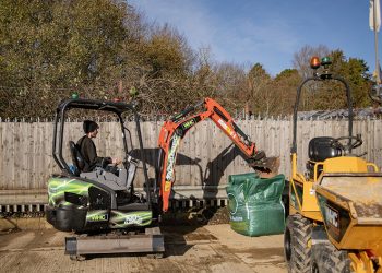 Plant and gear specialist electrifies with Kubota retrofit
