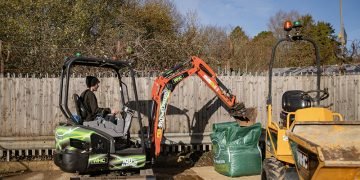 Plant and gear specialist electrifies with Kubota retrofit