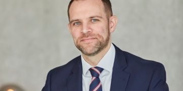 Weston Houses bolsters senior crew