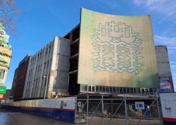 Bids known as for Albion Sq. building spouse