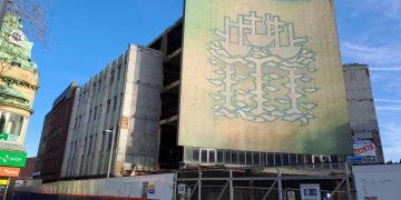 Bids known as for Albion Sq. building spouse