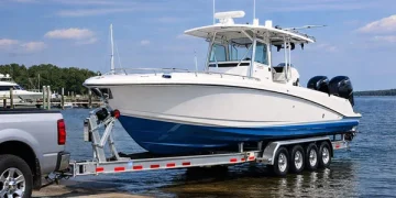 30 toes Boat Trailer for Heavy Offshore Boats and Freeway Towing