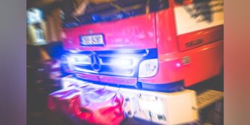 Guy dies when mini excavator guidelines over