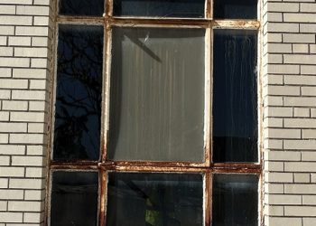 Balancing functionality and preservation: Methods for ancient steel window rehabilitation in public structures